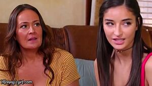 MommysGirl Emily Willis Learns How To Spray In A Sapphic 3some With Her 2 Stepmoms
